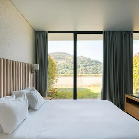 Douro Royal Valley & ריבה דורו